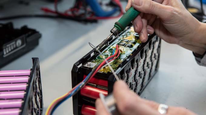Lithium Ion Battery Pack Manufacturers and Suppliers in Pune | Electrowatt Energies